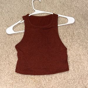 Reddish brown sleeveless crop top